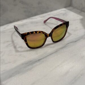 Lilly Pulitzer Tortoise Shell Sunglasses with Gold Accents